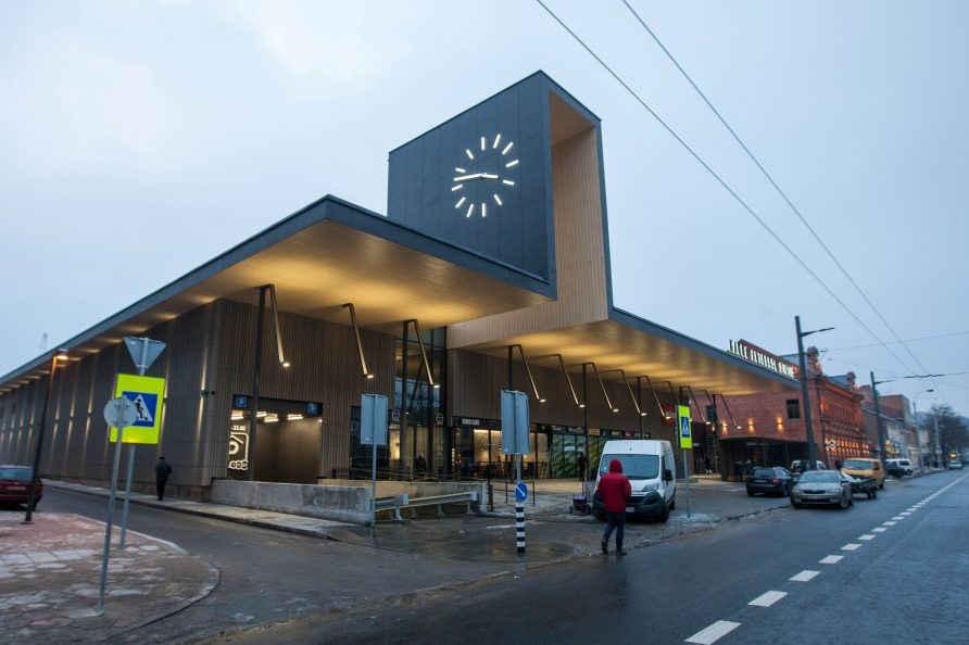 Car rental Kaunas bus station